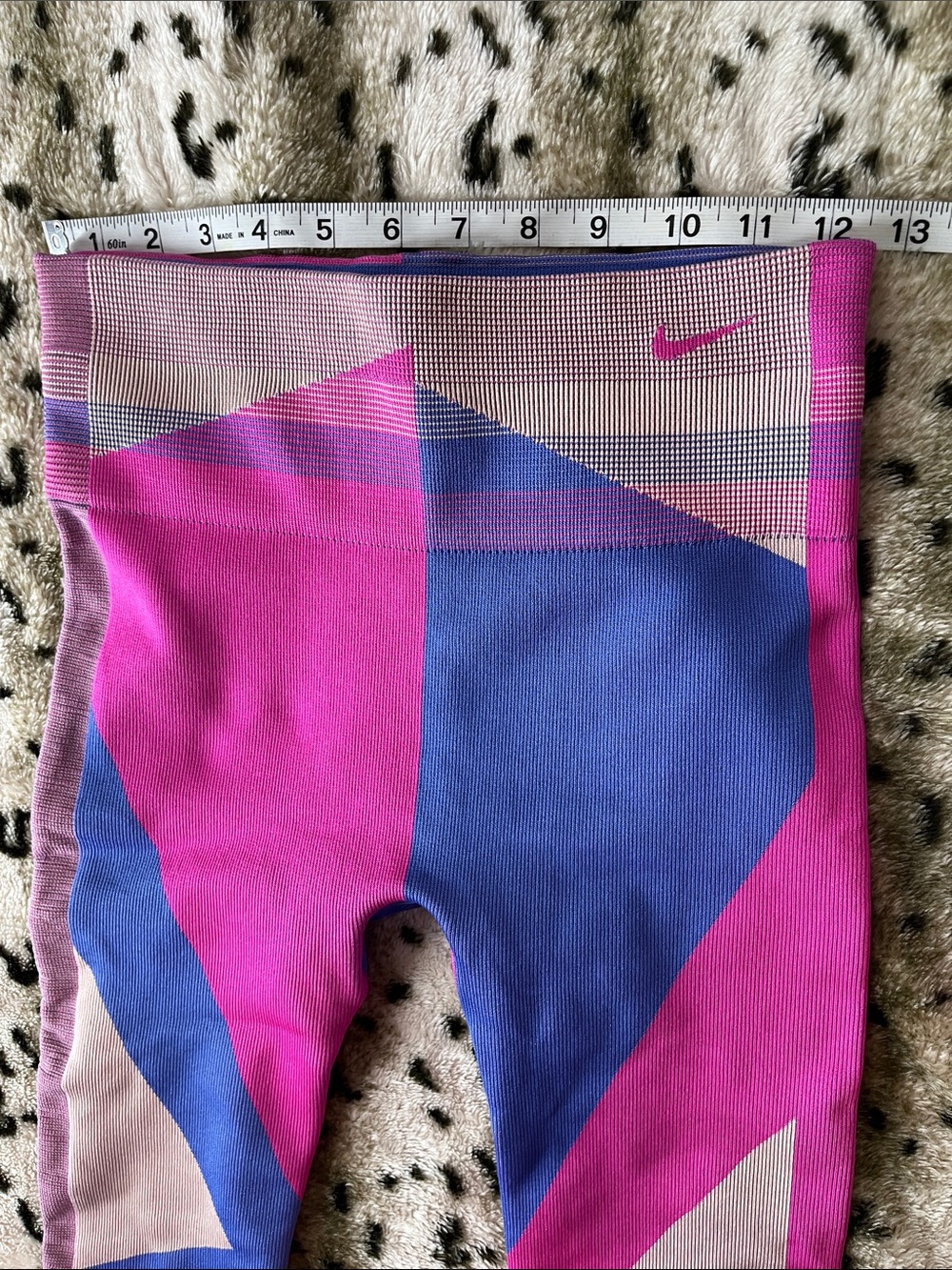Nike Women’s Pink, Blue & Light Purple Colorblock Leggings Set - Picture 6 of 16